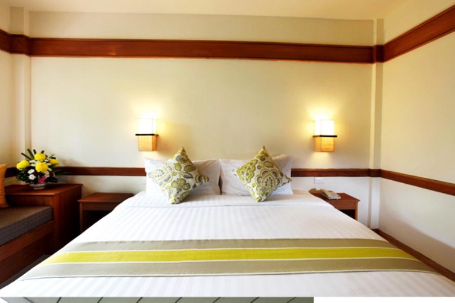 The Viridian Resort - Sha Plus Patong Екстериор снимка